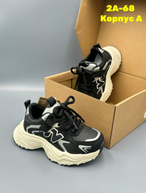 Кроссовки #23266439