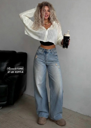 Джинсы #23275389