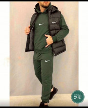 Спортивный костюм