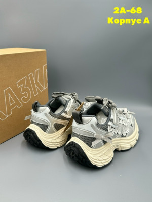 Кроссовки #23294460