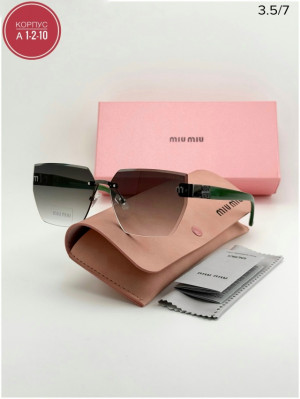 Солнцезащитные очки #23297803