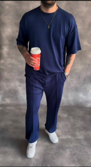 Спортивный костюм