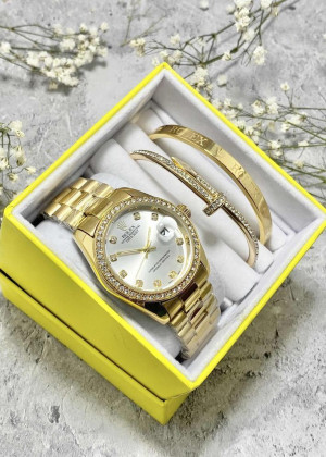 Подарочный набор для женщин часы, 2 браслета + коробка 23304515
