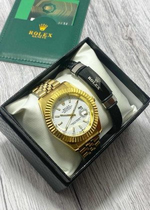 Подарочный набор для мужчины часы и браслет + коробка 23304812