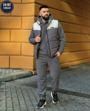 Спортивный костюм