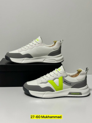 Кроссовки #23313389