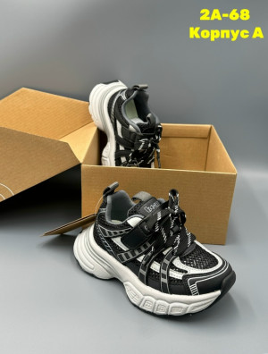 Кроссовки #23314599