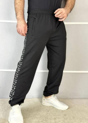 Спортивные брюки