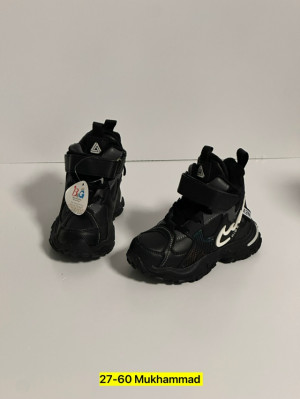 Кроссовки #23317376