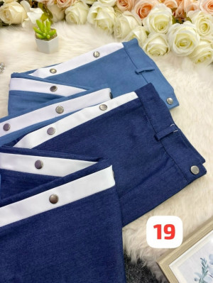 Джинсы #23319543