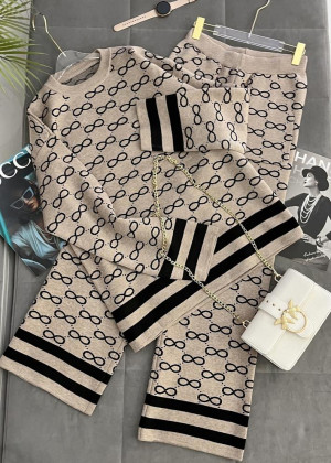 Костюм #23324075