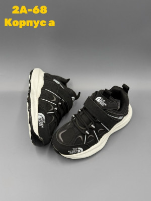 Кроссовки #23325522