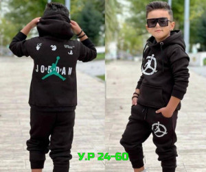 Спортивный костюм #23325908