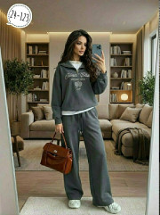 Костюм