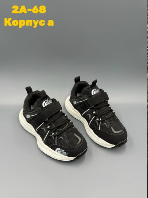 Кроссовки #23329393