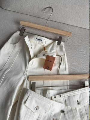 Джинсы #23337897