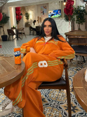 Спортивный костюм