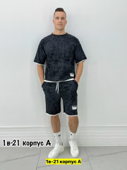 Костюм