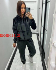 Костюм