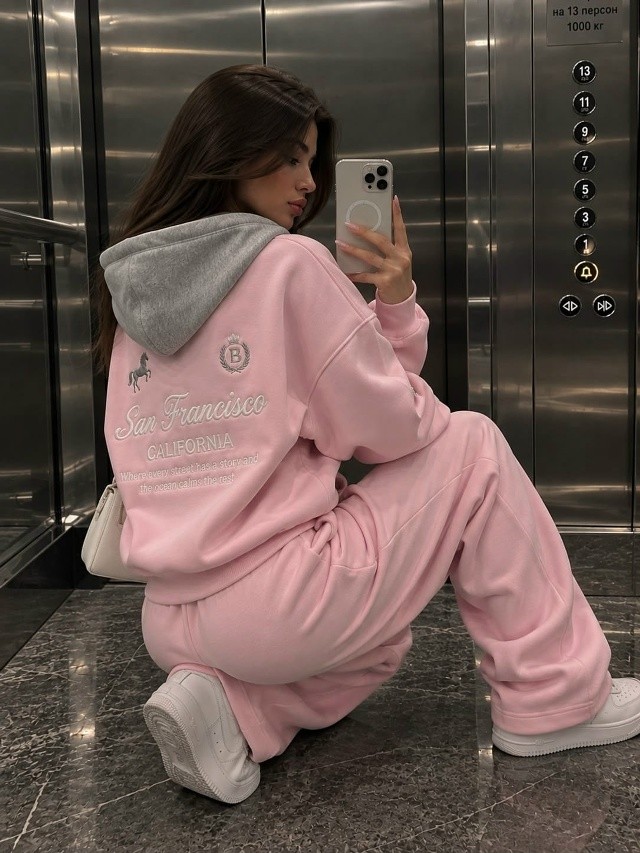 Костюм