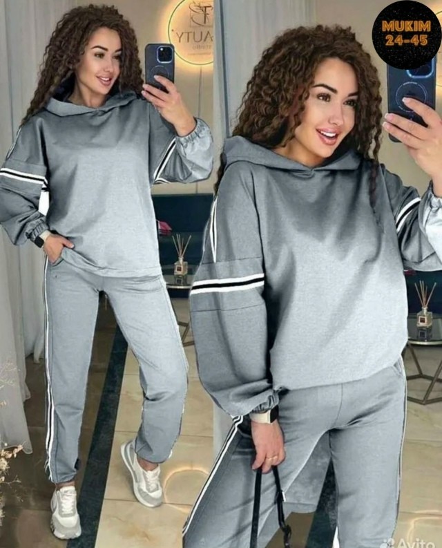 Спортивный костюм