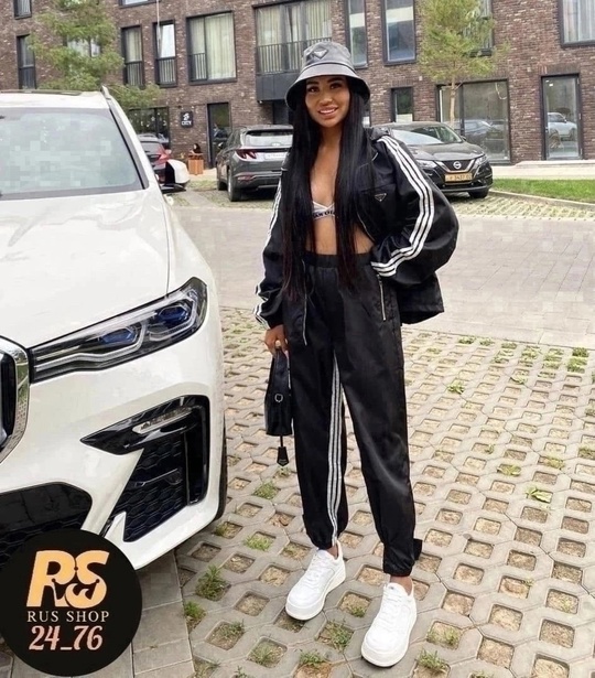 Спортивный костюм 22903706