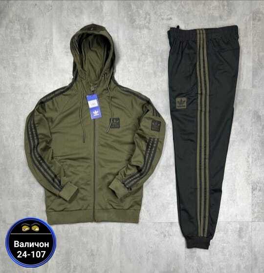 Спортивный костюм 22907965