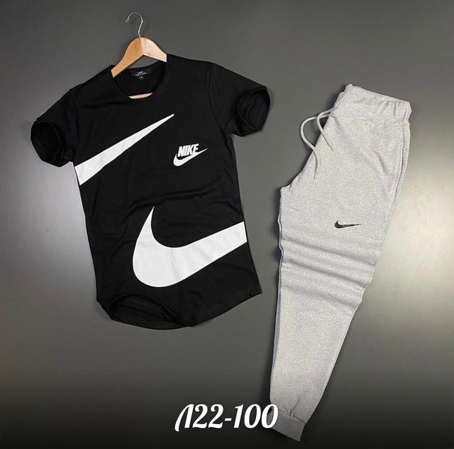 Спортивный костюм 22908449