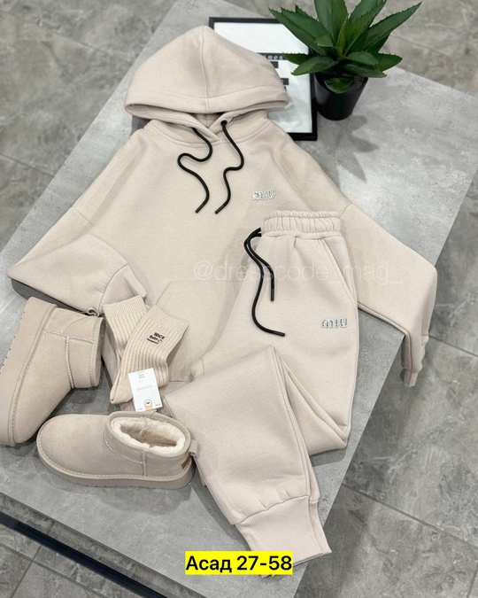 Спортивный костюм 22911034