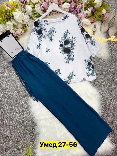 Костюм 22910630