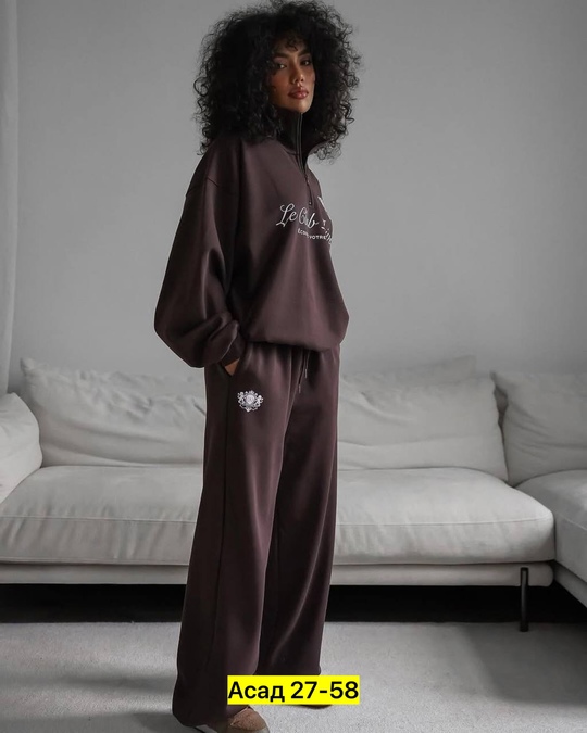 Спортивный костюм 22913823