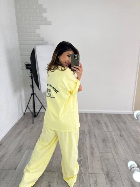 Спортивный костюм 22915261