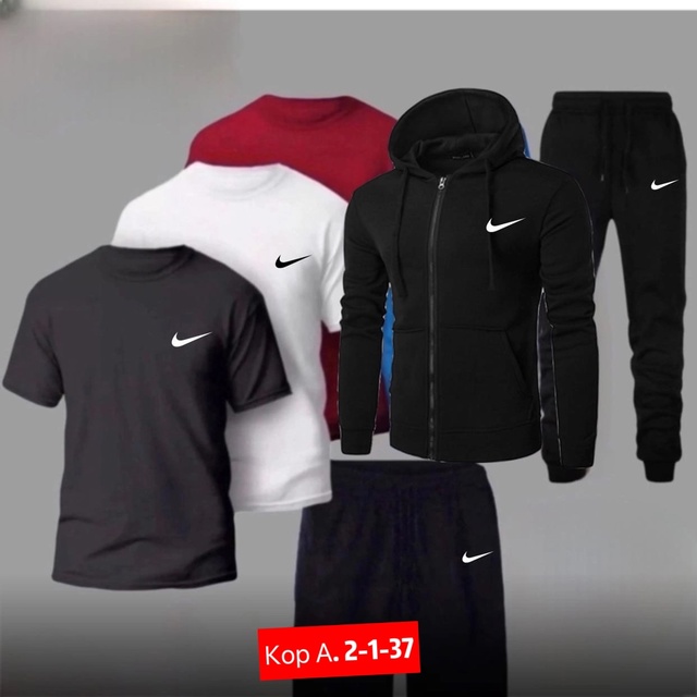 Спортивный костюм 22915452