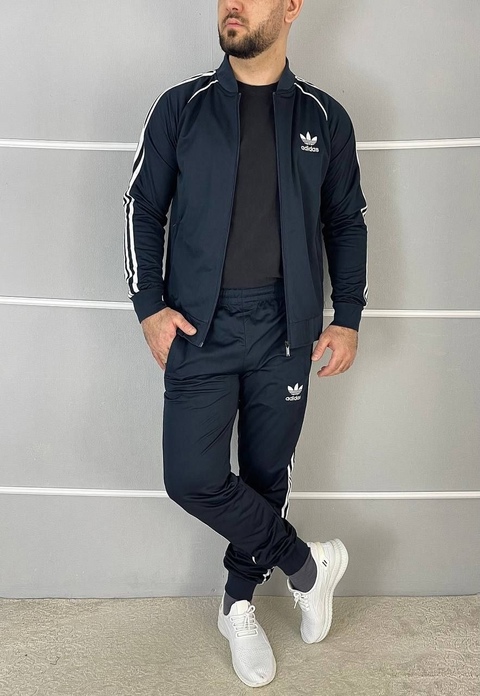 Спортивный костюм 22916335