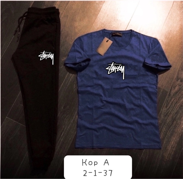 Спортивный костюм 22916396