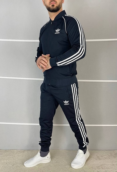 Спортивный костюм 22916335