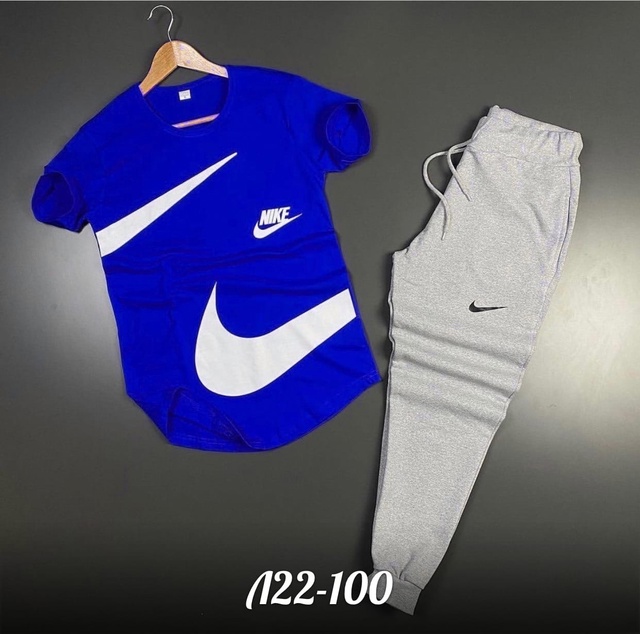 Спортивный костюм 22919148