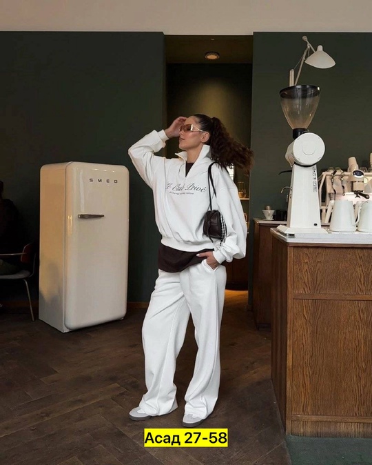 Спортивный костюм 22918732