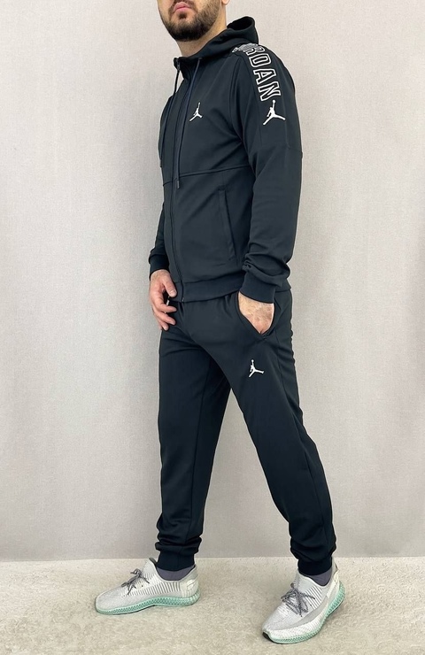 Спортивный костюм 22921003