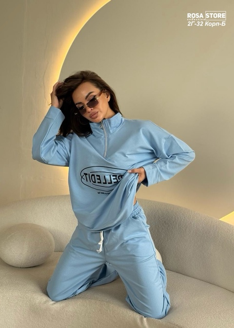 Спортивный костюм 22920475