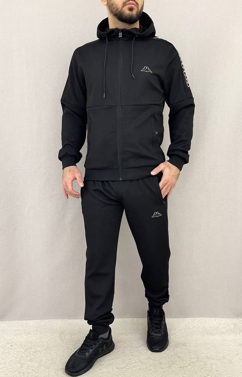 Спортивный костюм 22920582