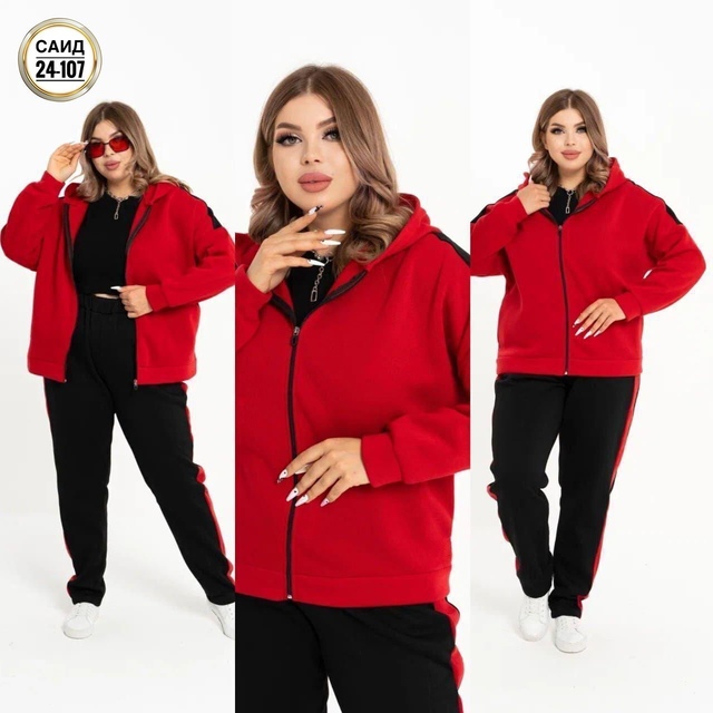 Спортивный костюм 22920174