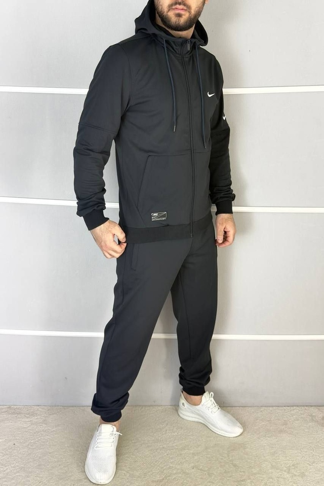 Спортивный костюм 22920903