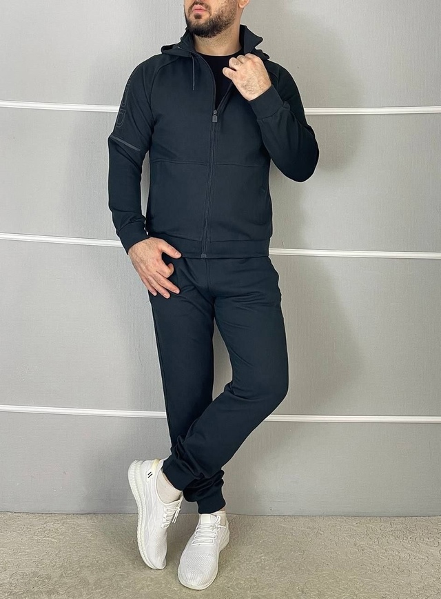 Спортивный костюм 22920902