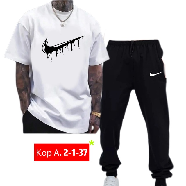 Спортивный костюм 22920381