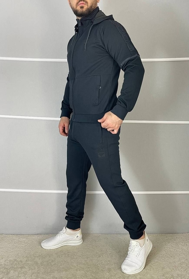 Спортивный костюм 22920902