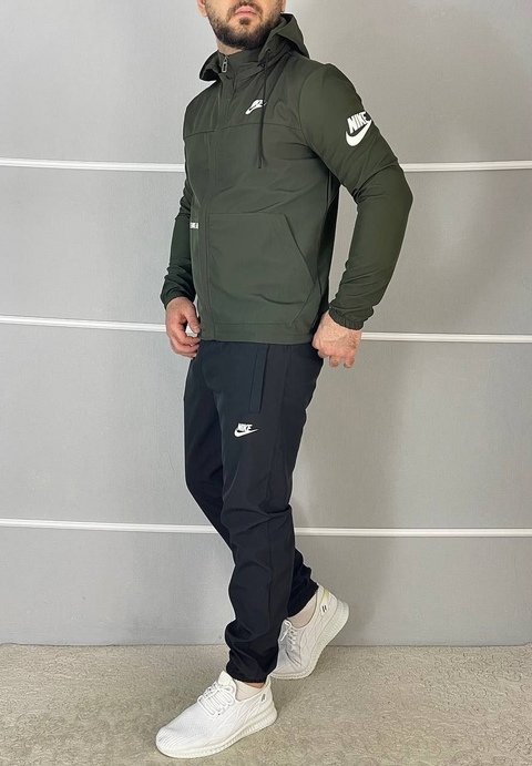 Спортивный костюм 22924107