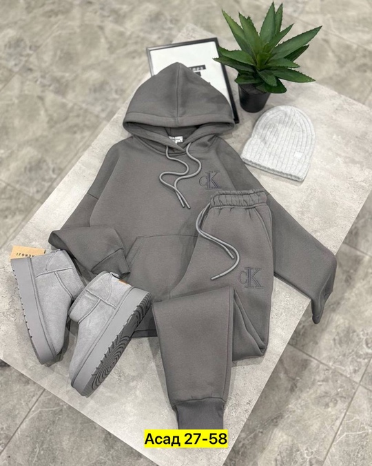 Спортивный костюм 22926844