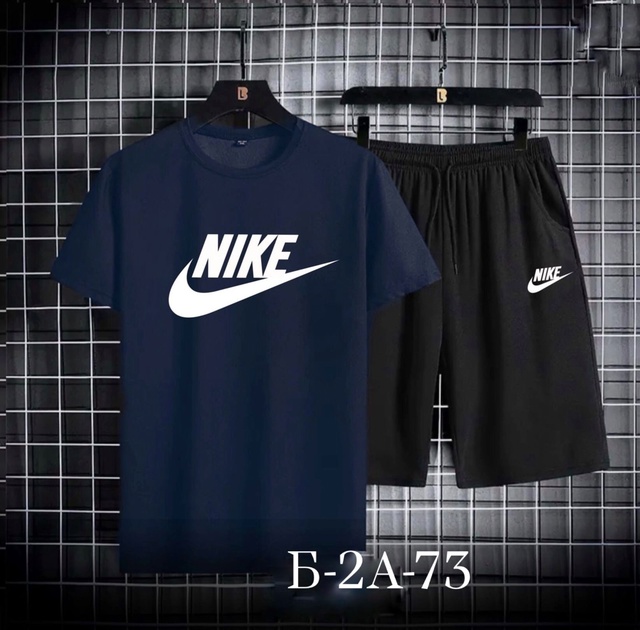 Спортивный костюм 22927368