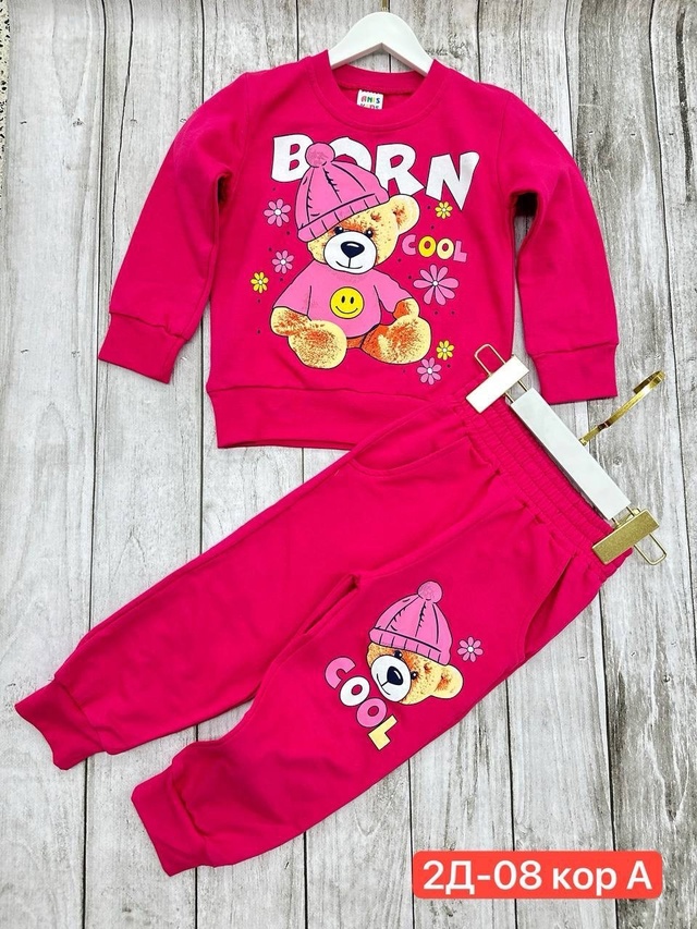 Спортивный костюм 22944491